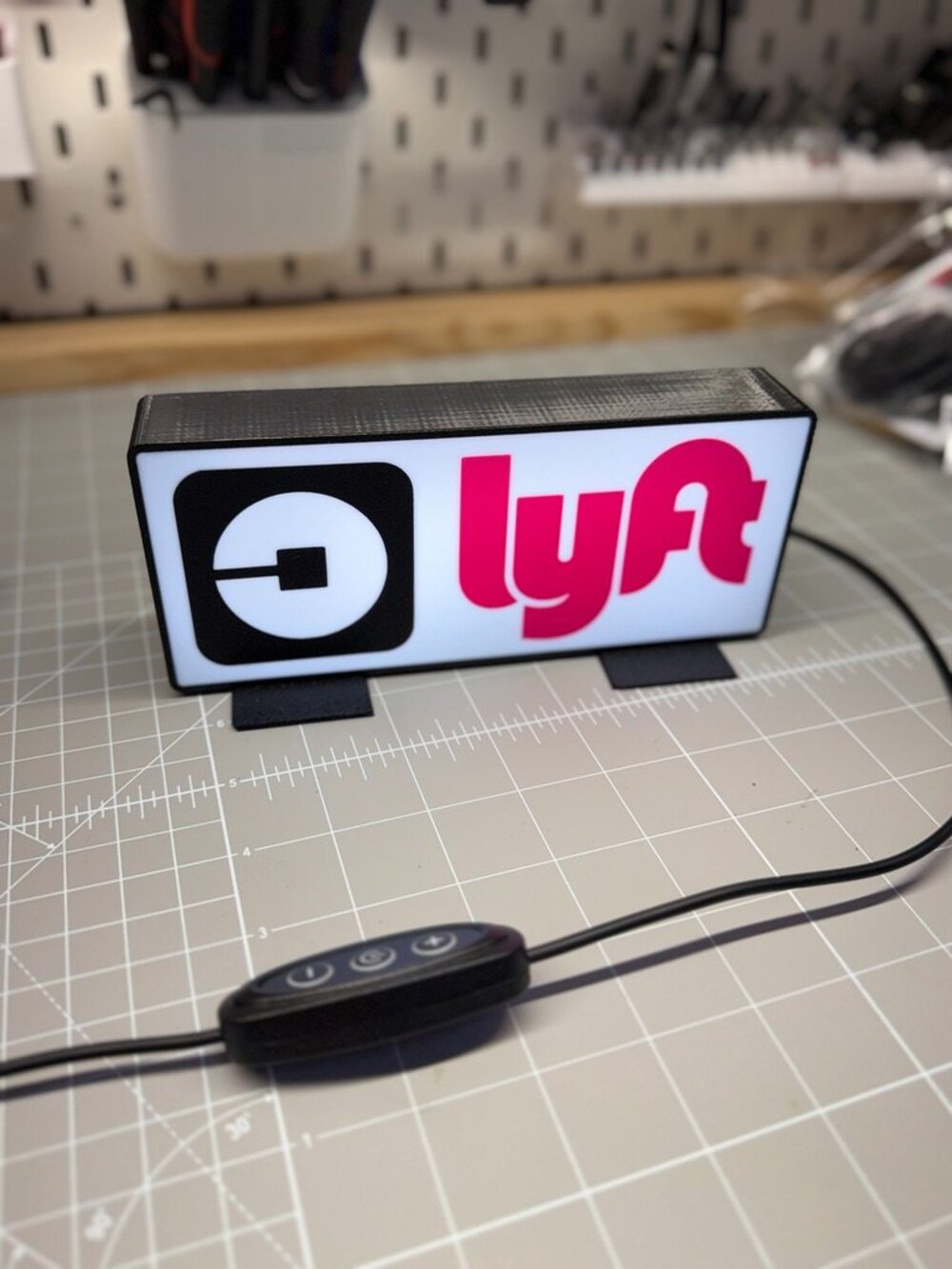 Uber & Lyft Beacon LED Sign USB Dimmable Dash Light Rideshare Driver Gift - Picture 2 of 4